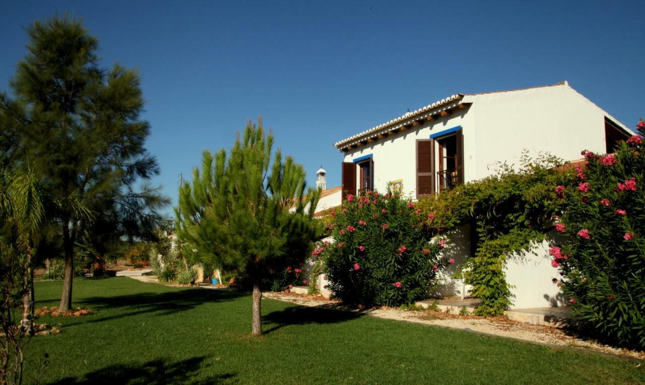 Quinta Do Rio Country Inn Силвеш Экстерьер фото